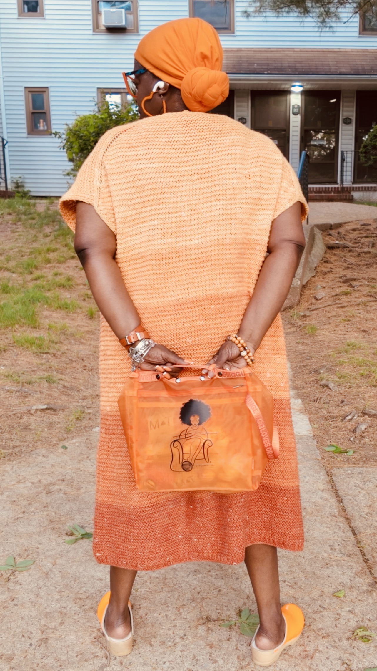 Oh snap, a new GG orange bag - G G M A D E I T